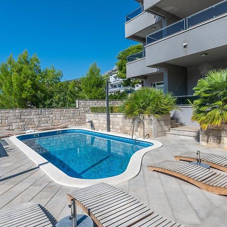 Villa Em Макарска Экстерьер фото