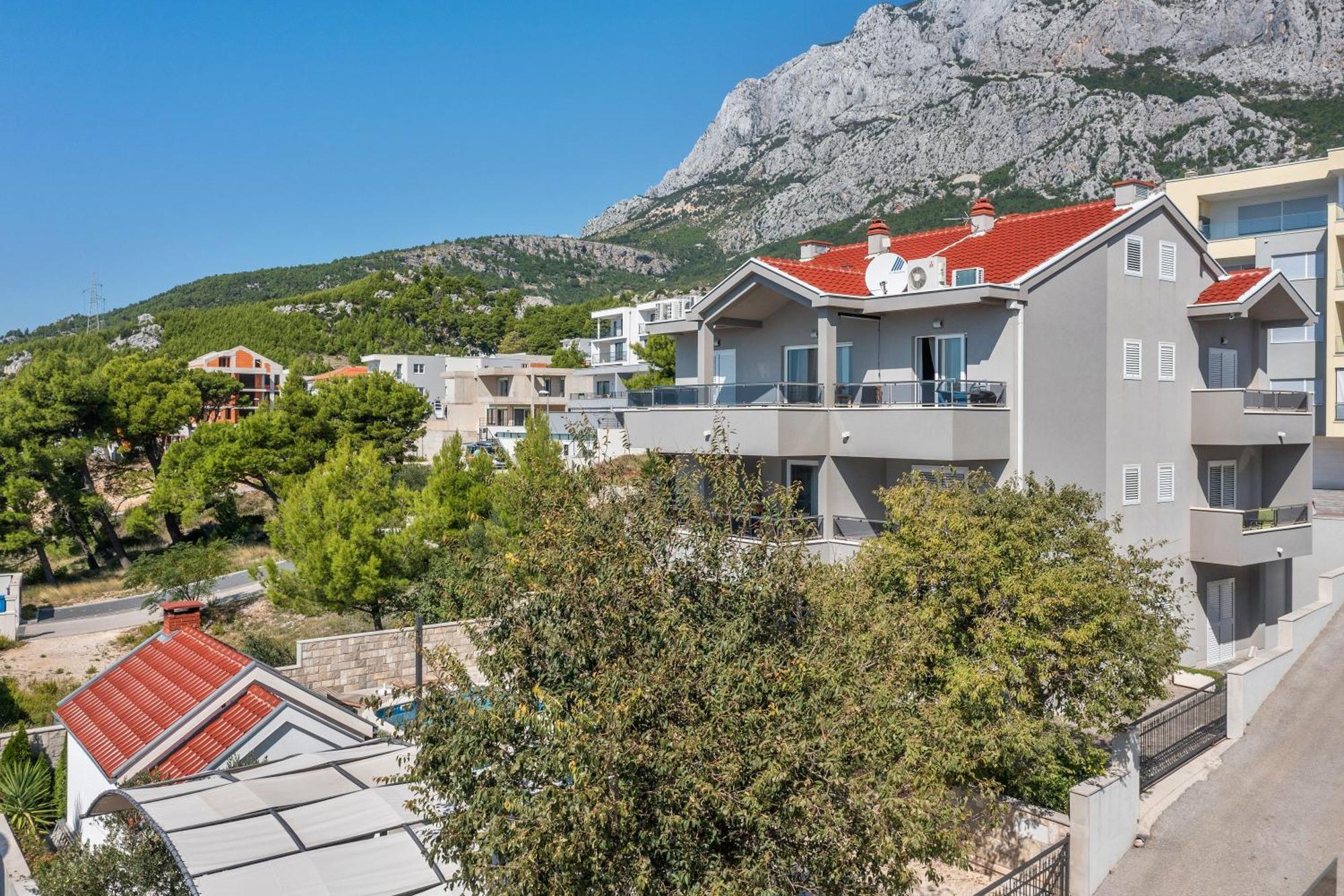 Villa Em Макарска Экстерьер фото