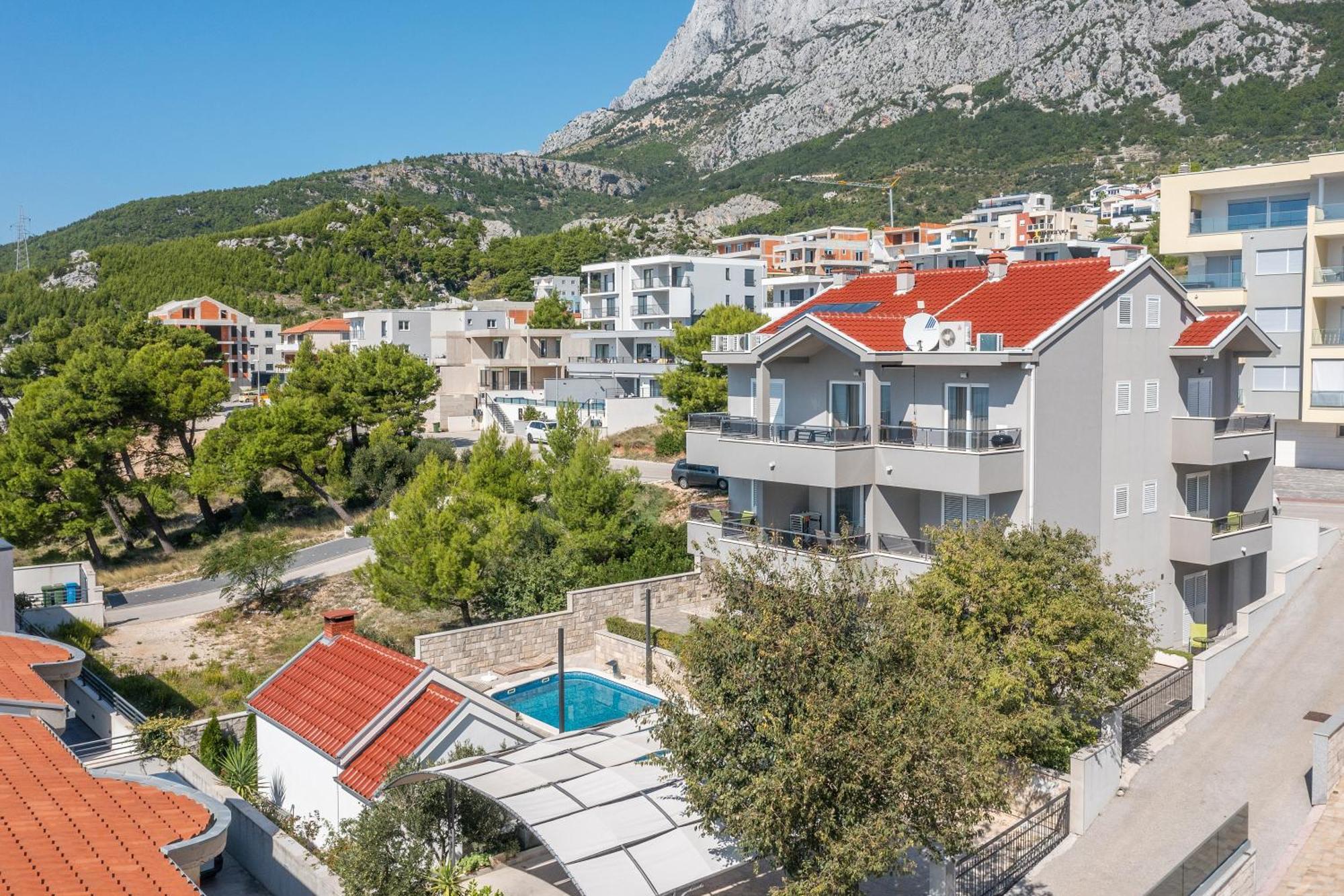 Villa Em Макарска Экстерьер фото